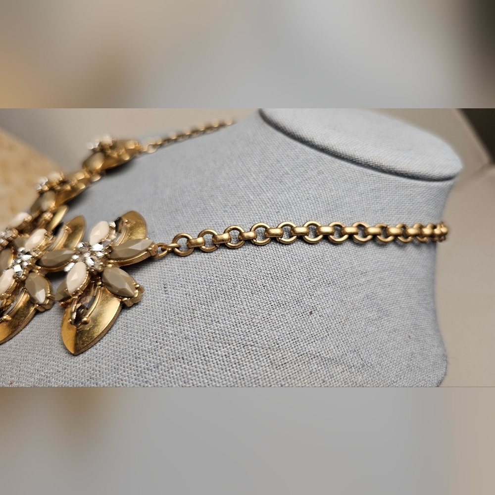 [J. CREW] Art Deco Style Gold, Taupe & Charcoal Gray Statement Necklace - Picture 8 of 16
